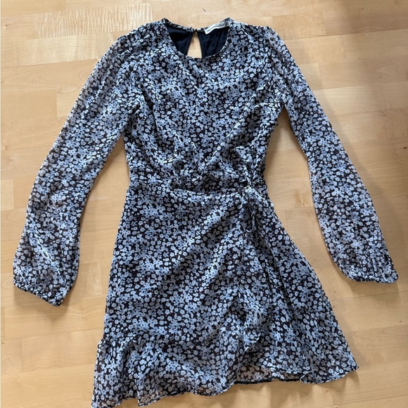 Abercrombie Floral Long Sleeve Faux Wrap Dress Size XS - Picture 1 of 6